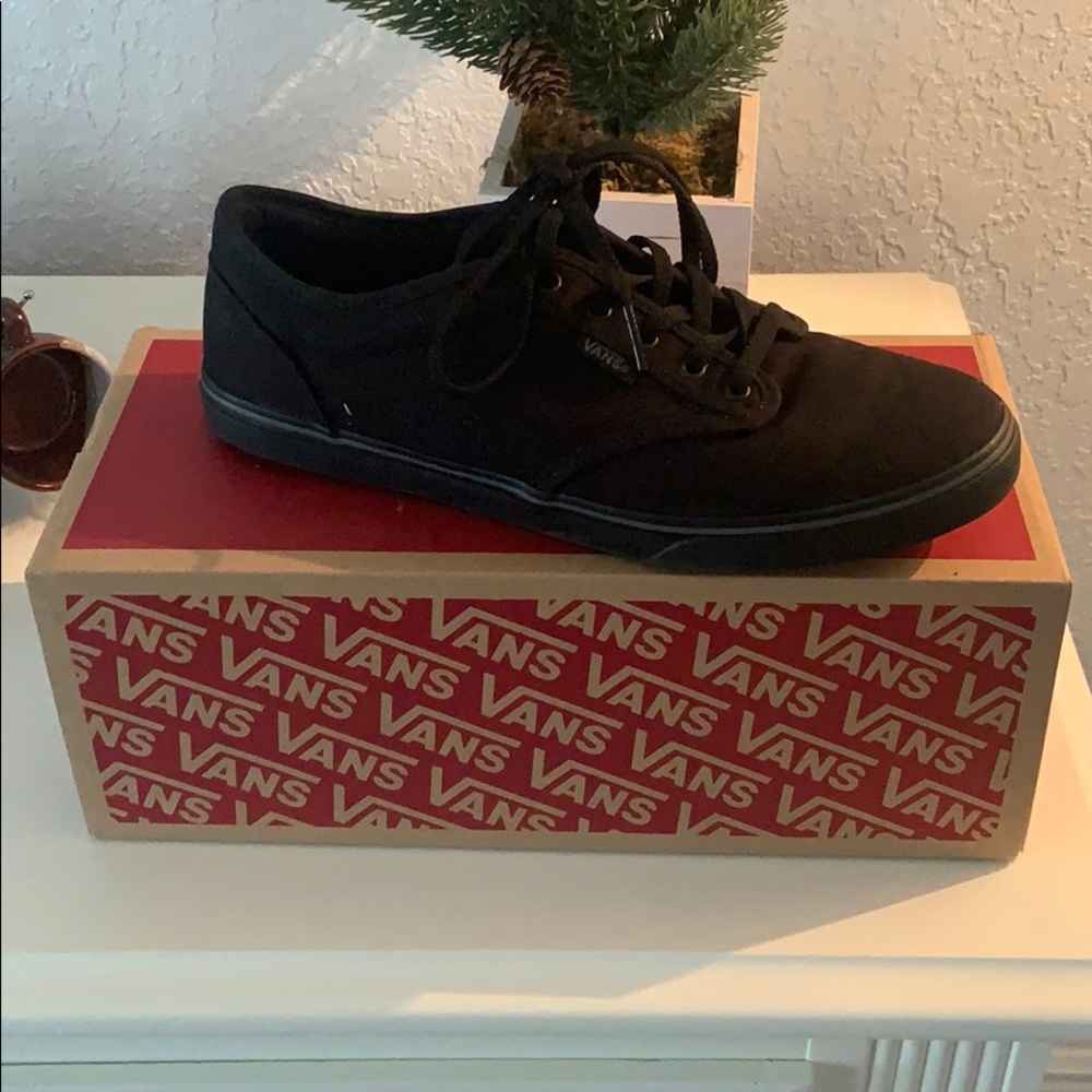 Black vans